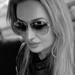 Iulia03