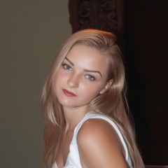 deea_blonduta2006