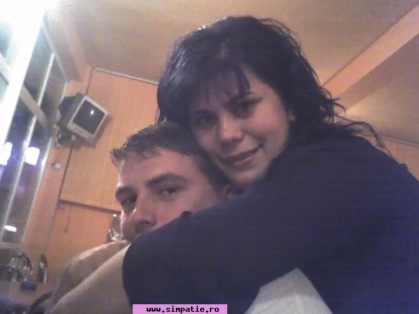 fete singure care cauta jumatatea