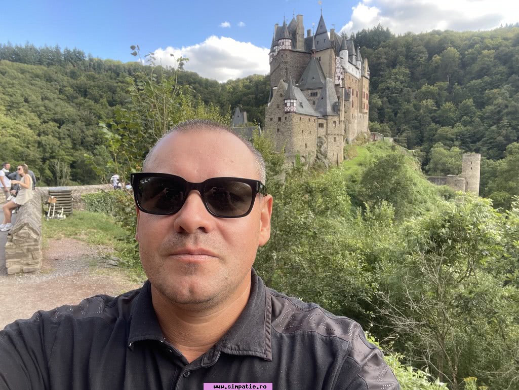 matrimoniale barbati harlau