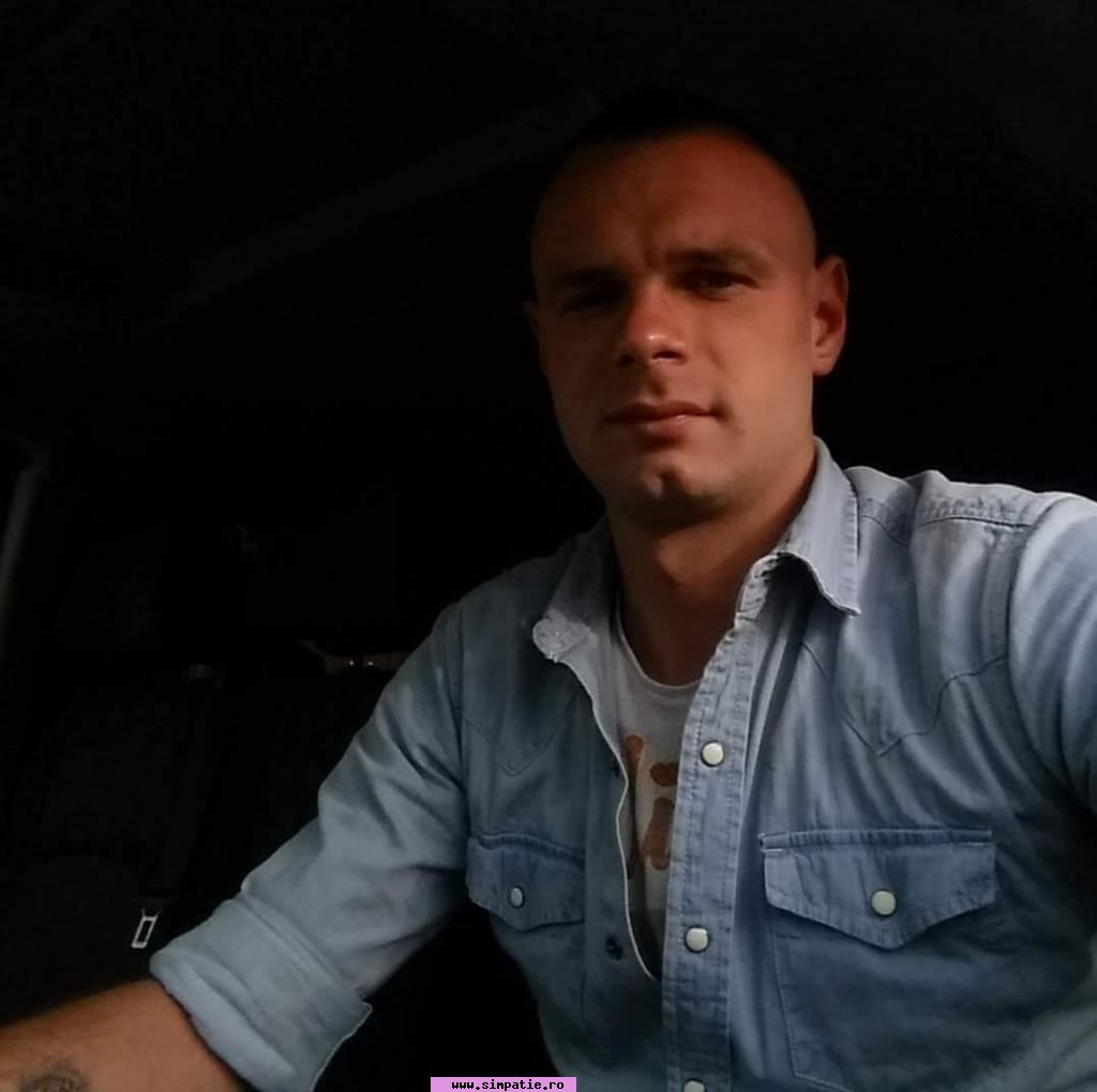 barbati singuri ovidiu