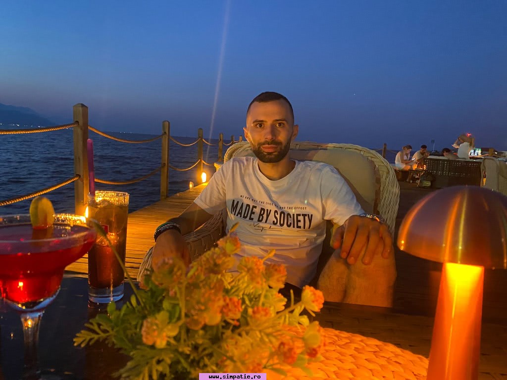 barbati singuri sector 5