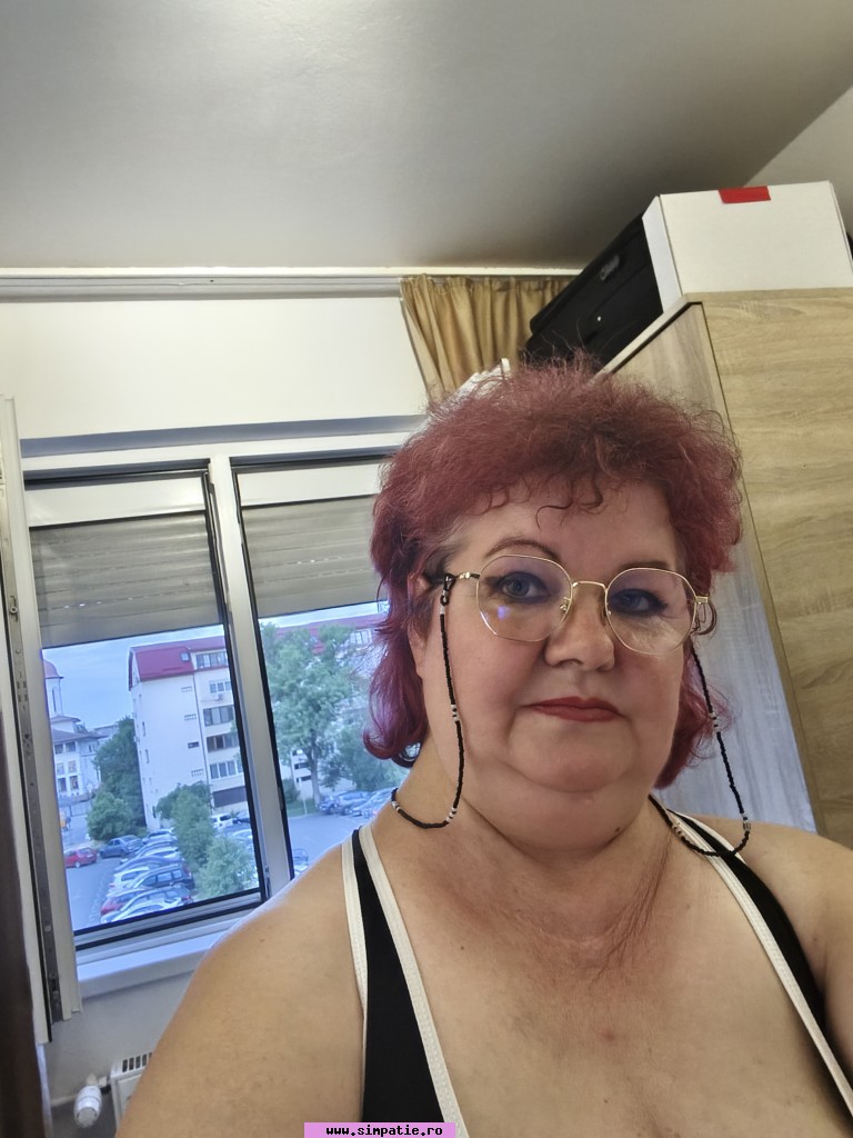 ea cauta partener