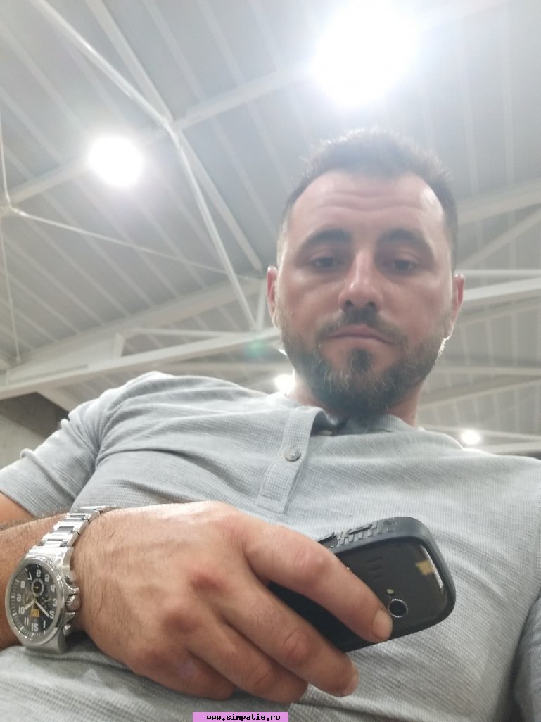 barbati singuri campulung