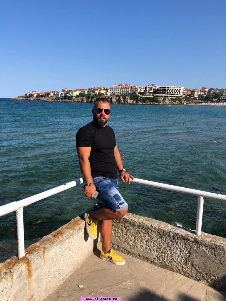 matrimoniale barbati sector 4