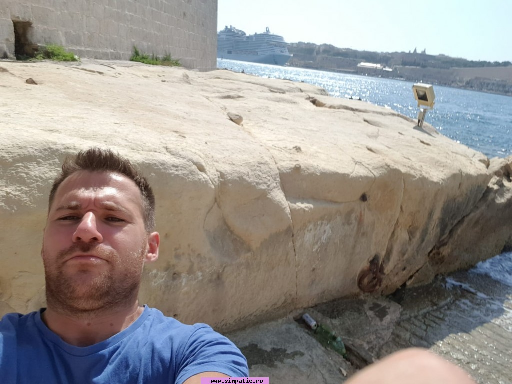 barbati singuri sector 4