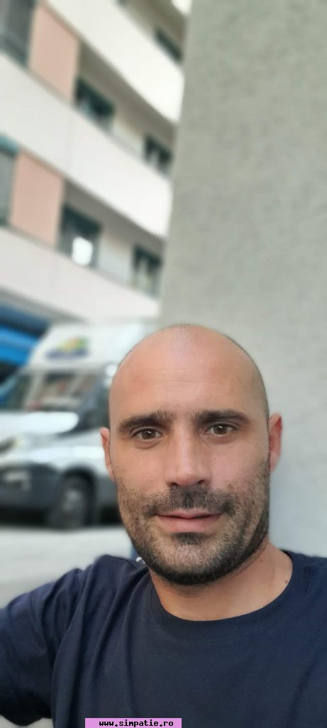 baieti caras severin