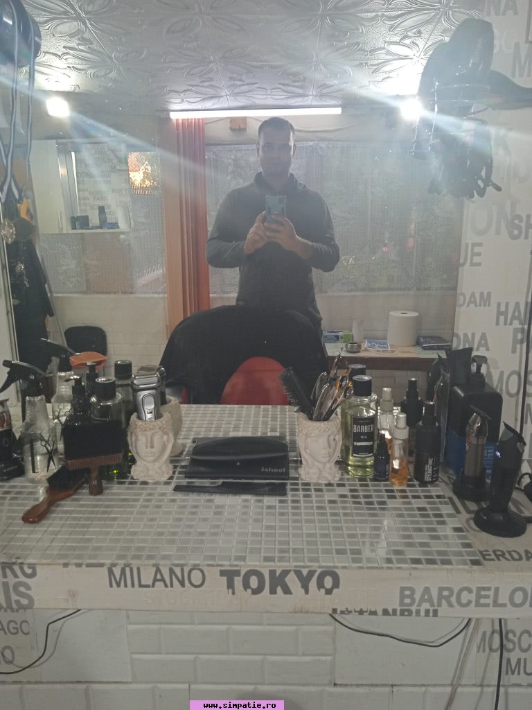 barbati singuri ovidiu