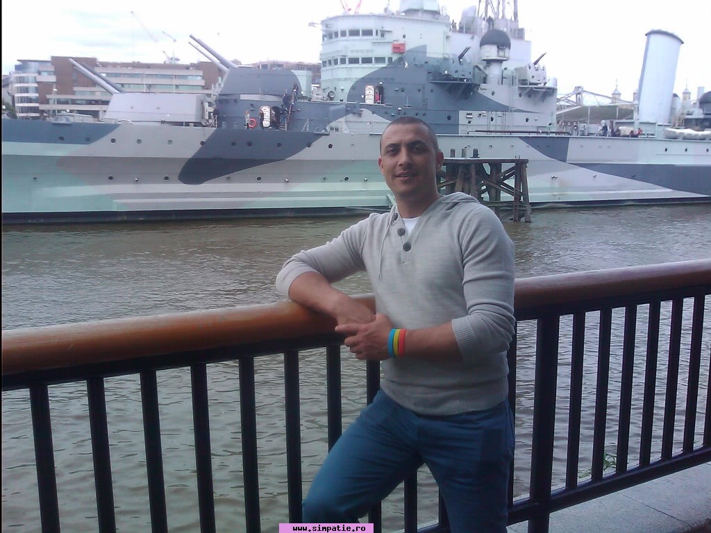 gigolo campulung moldovenesc