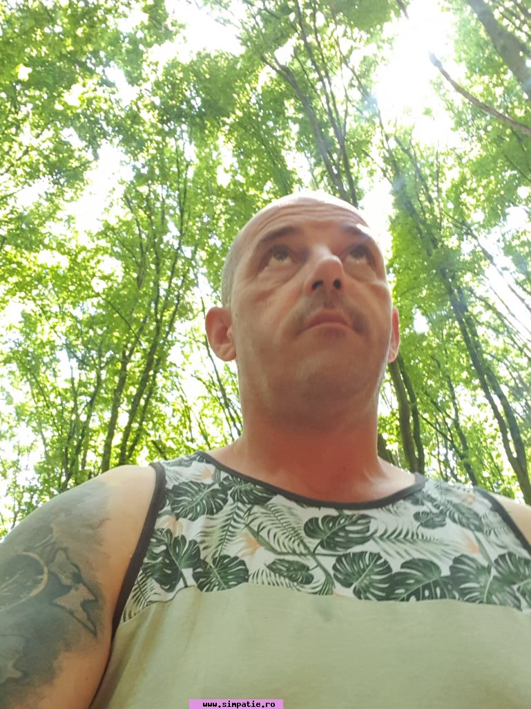 barbati singuri mures