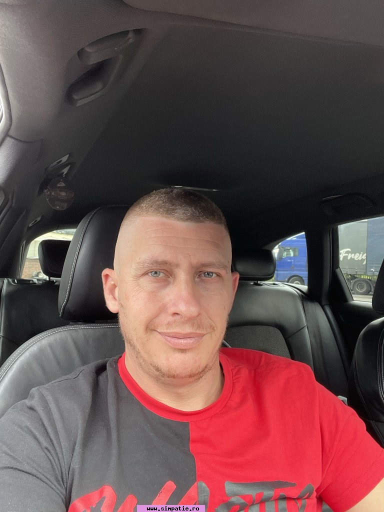 Emi_bobo, Barbat, 43 ani, Bucuresti, Romania