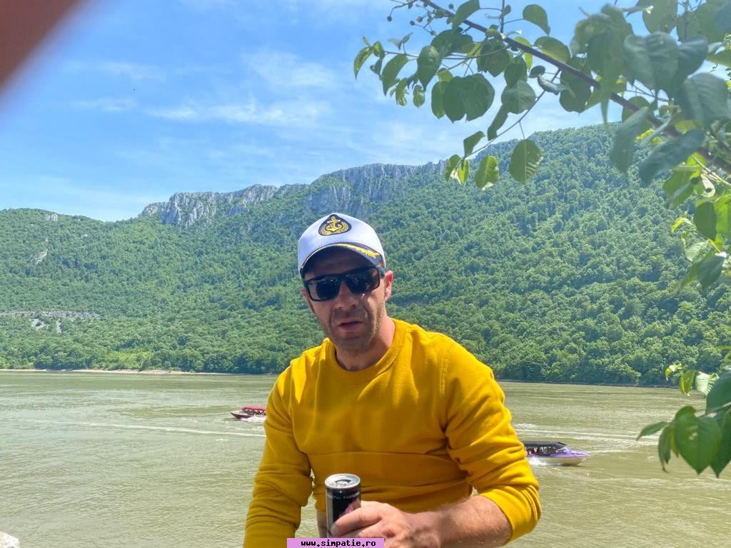 matrimoniale barbati cluj napoca