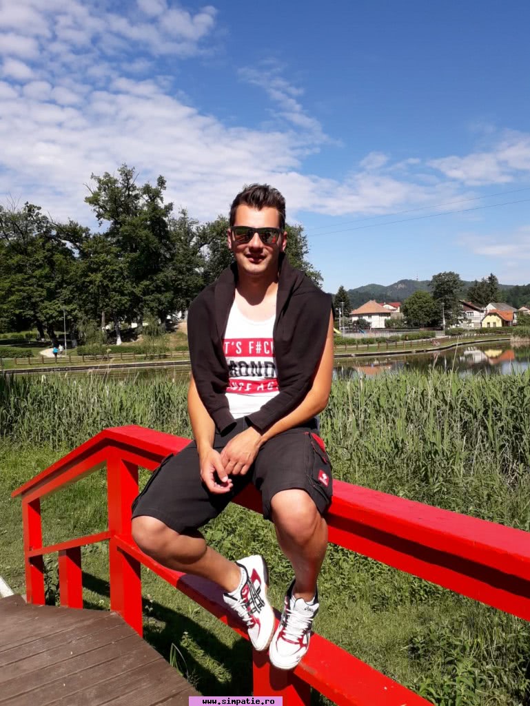 barbati valenii de munte