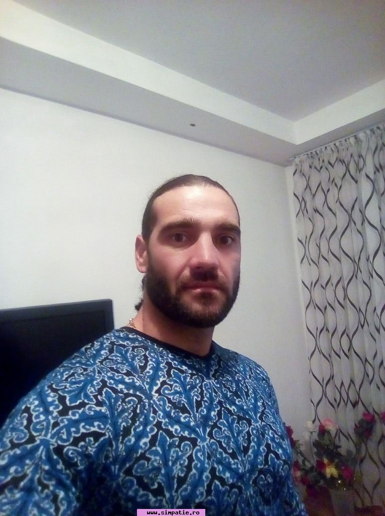 matrimoniale barbati comanesti
