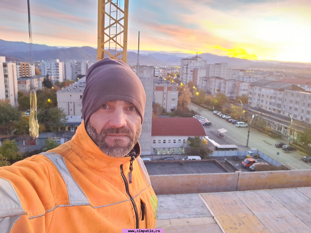 barbati singuri comanesti