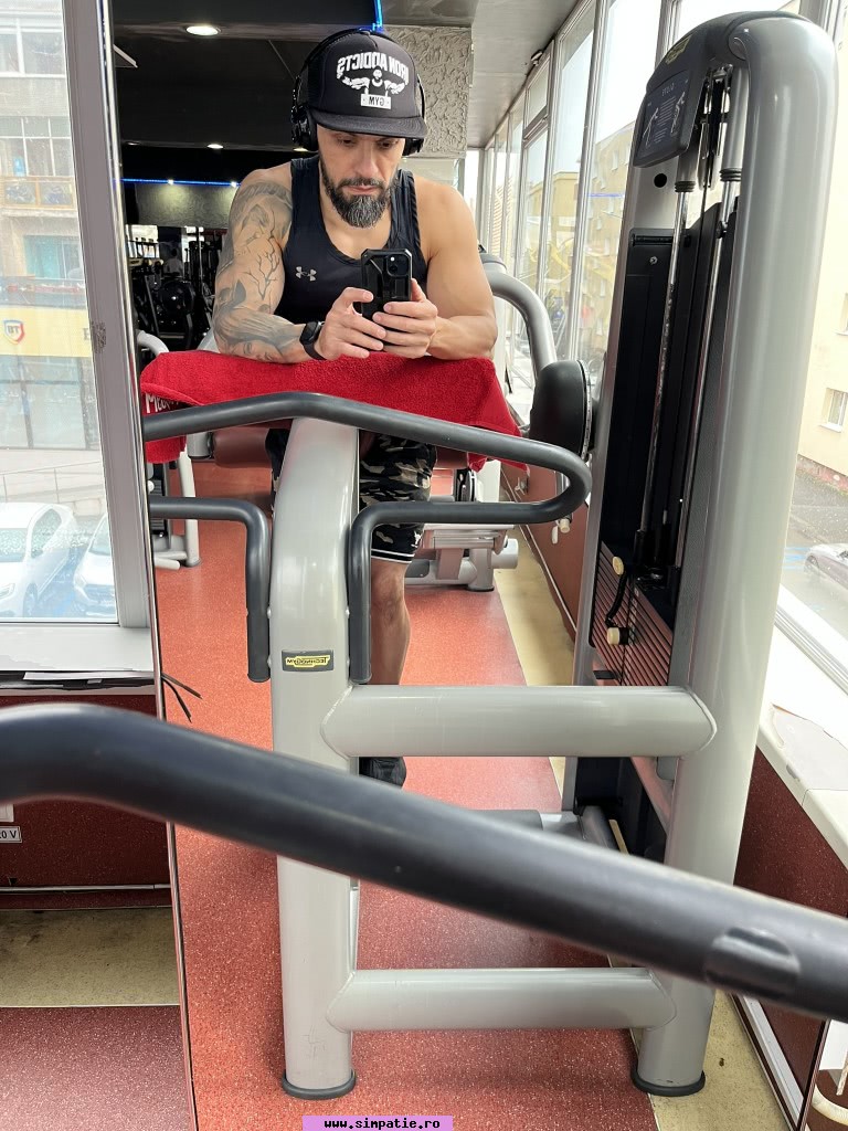 matrimoniale barbati victoria