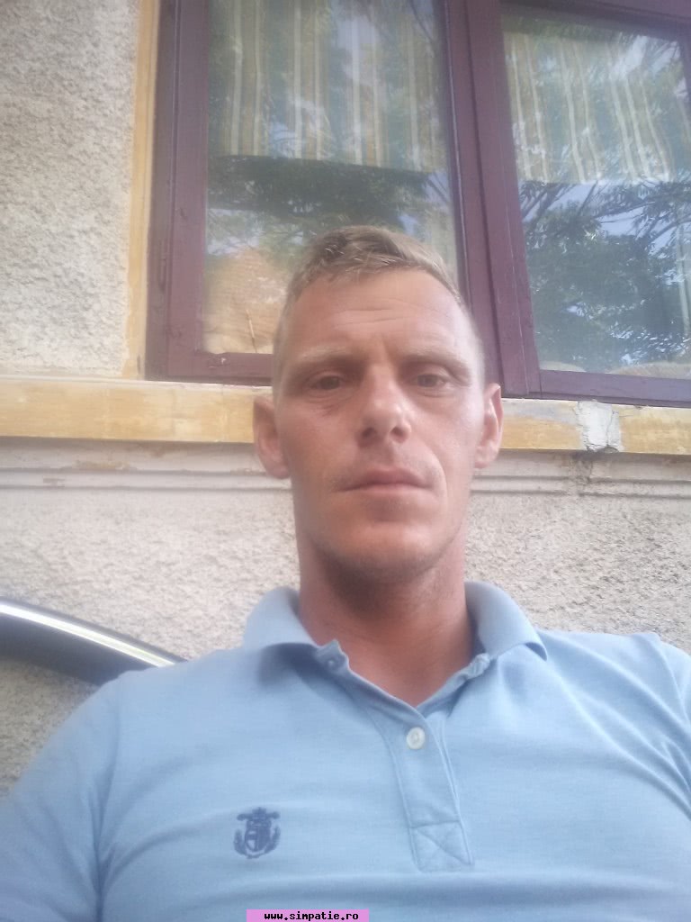 matrimoniale barbati sector 4