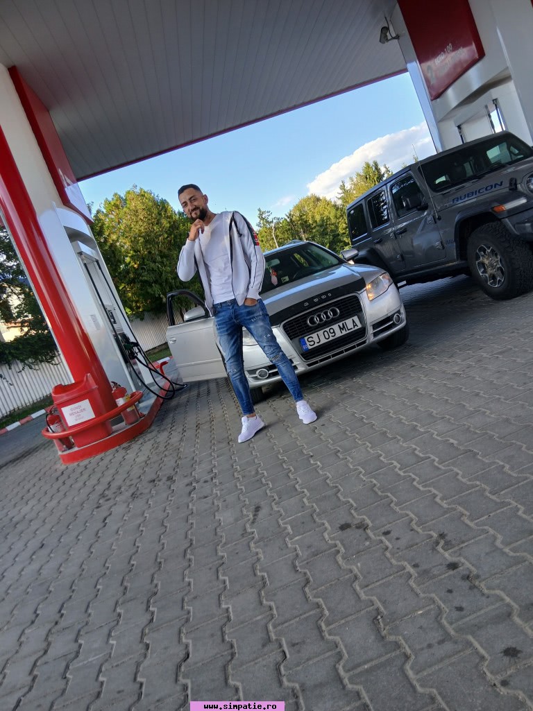 barbati singuri huedin