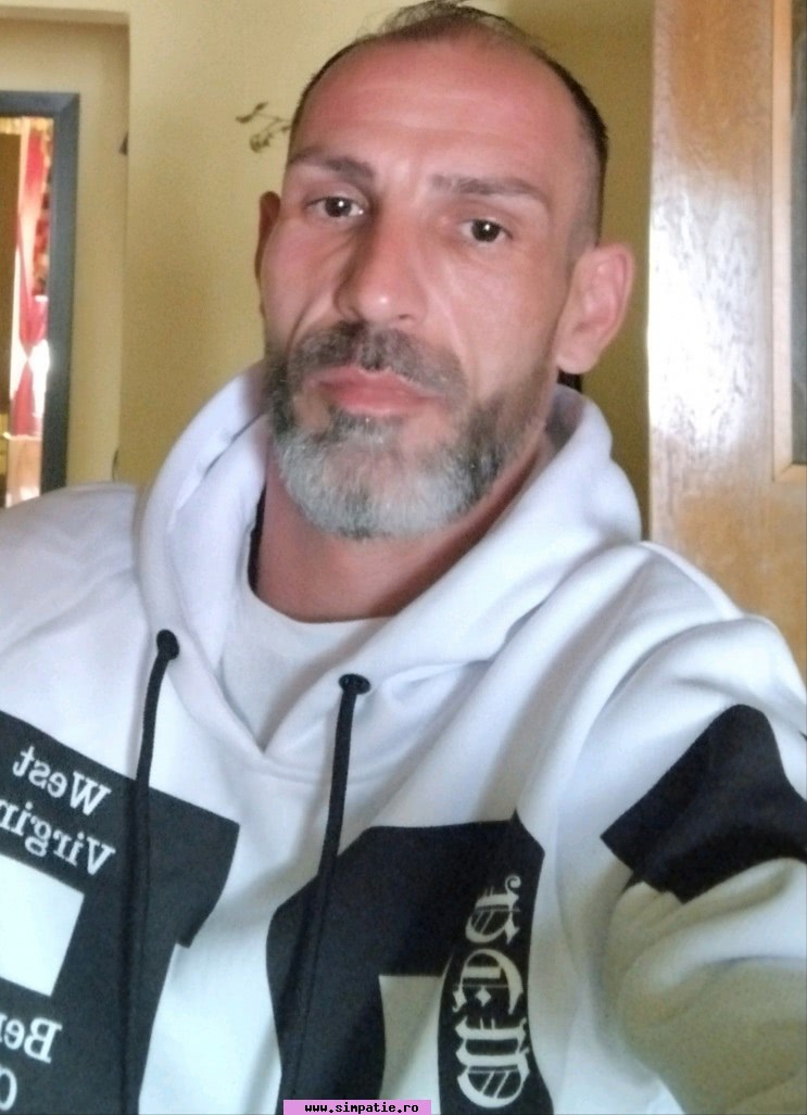 barbati curtea de arges