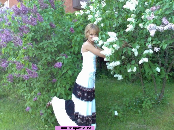 fete singure cauta jumatatea