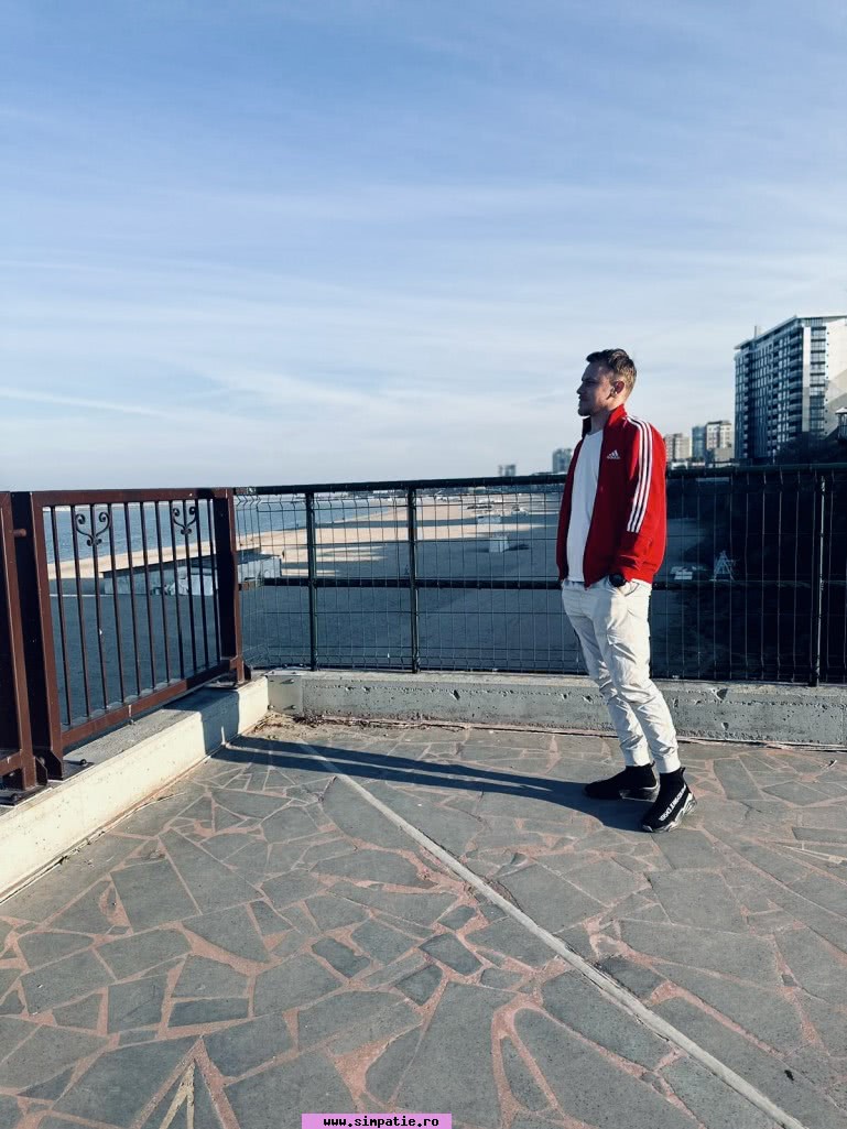 barbati singuri murfatlar