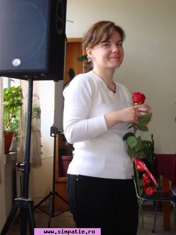 matrimoniale femei singure cu poza