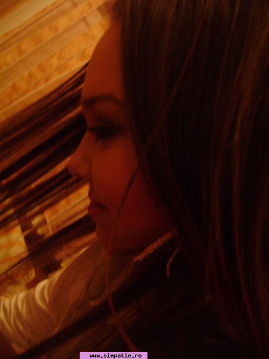 femei singure cu adresa de facebook