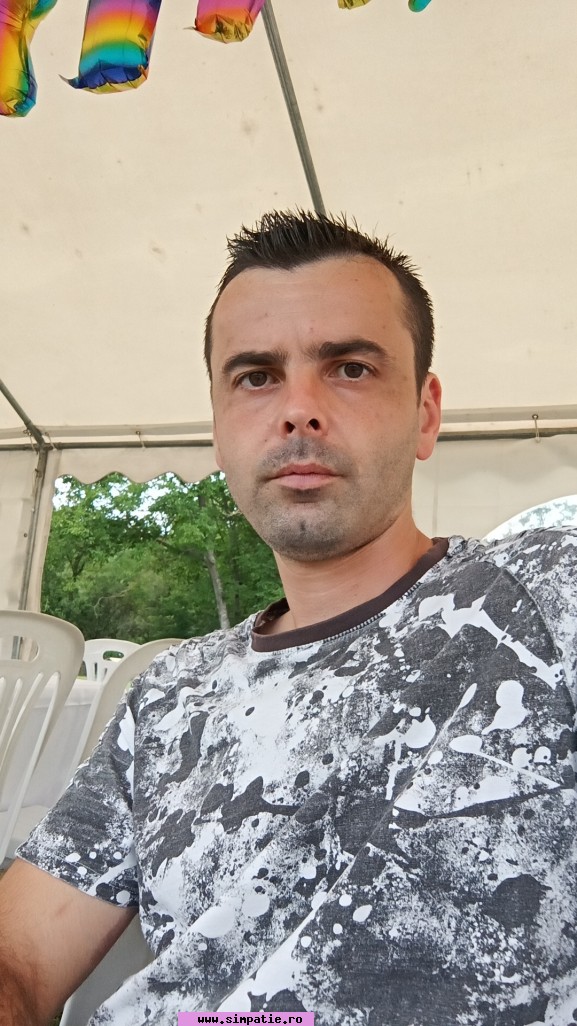 barbati curtea de arges