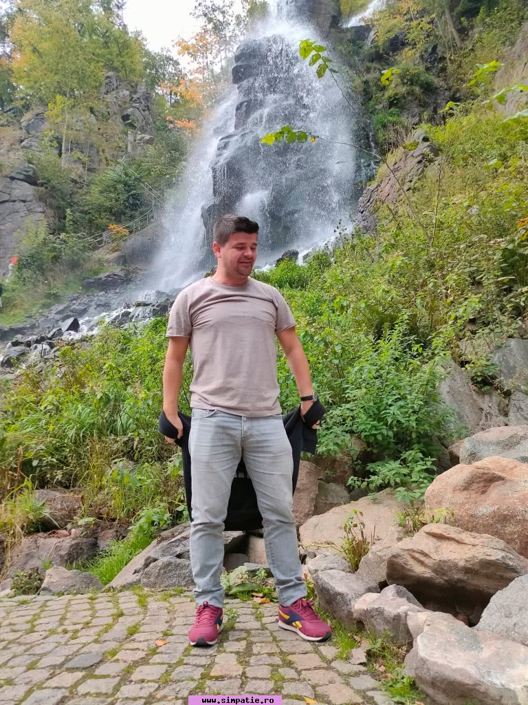 barbati singuri cisnadie