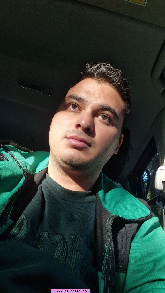 poze cu baieti frumosi