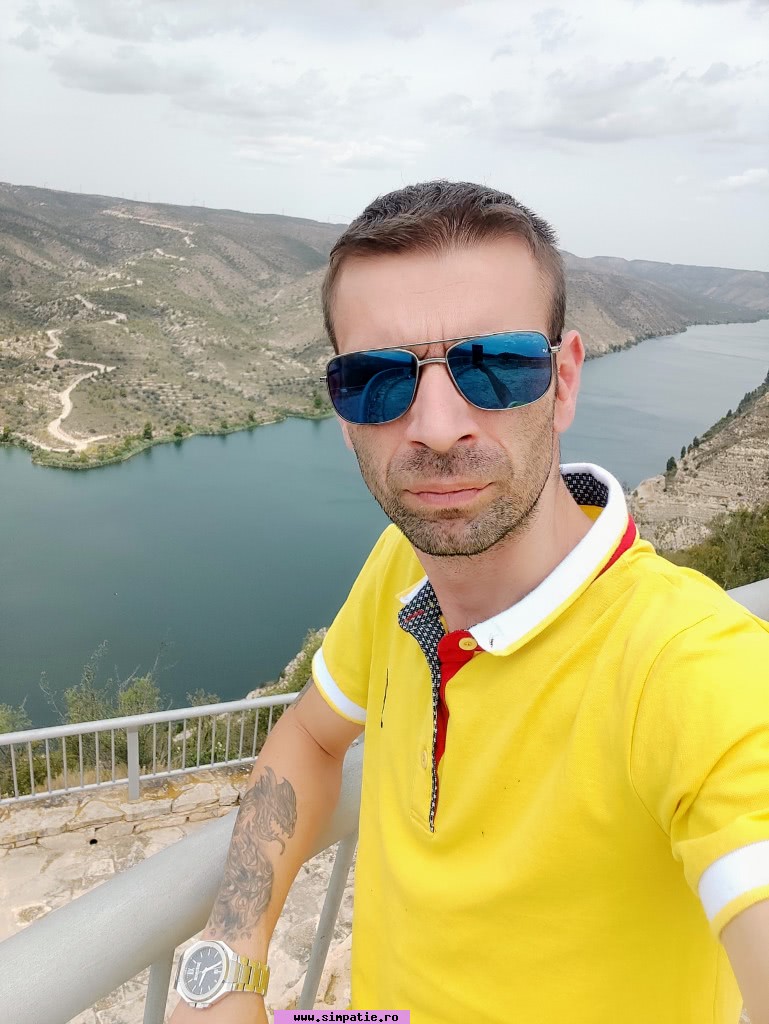 barbati curtea de arges