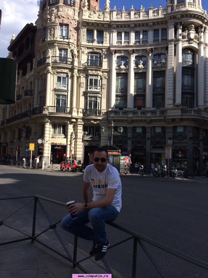 matrimoniale barbati sector 4