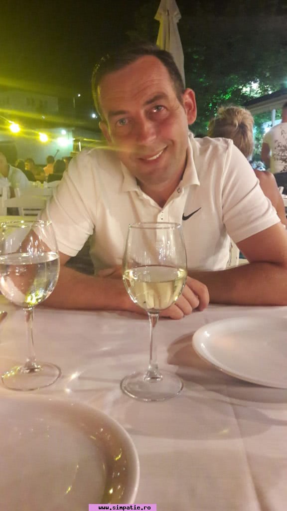 barbati singuri sector 1