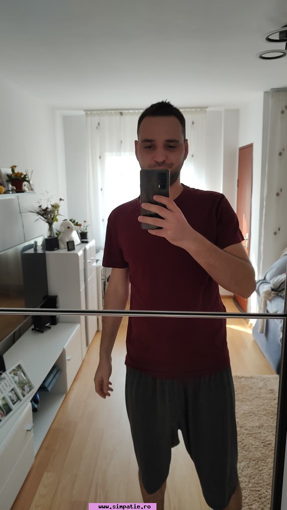 barbati singuri sector 4