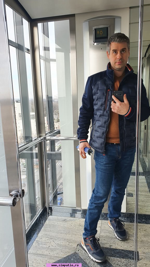 matrimoniale barbati sector 4