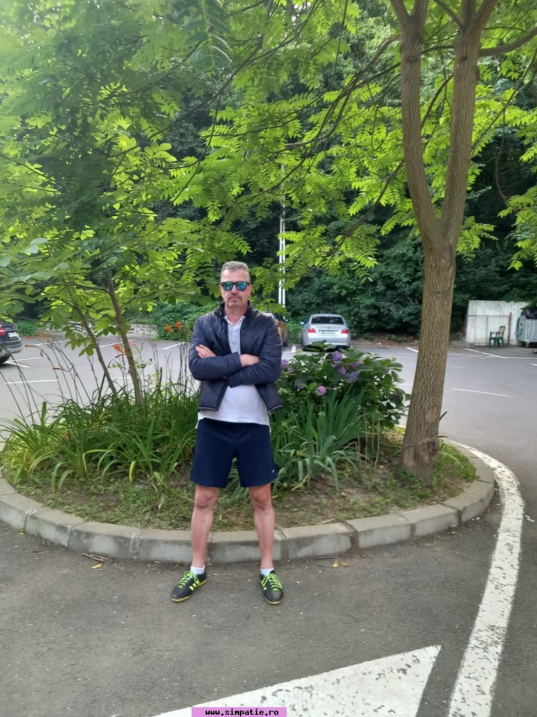 barbati singuri mures