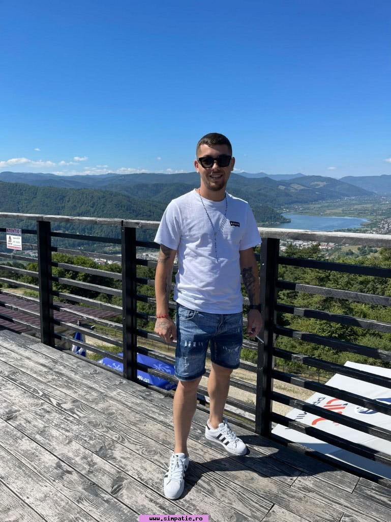 barbati singuri galati