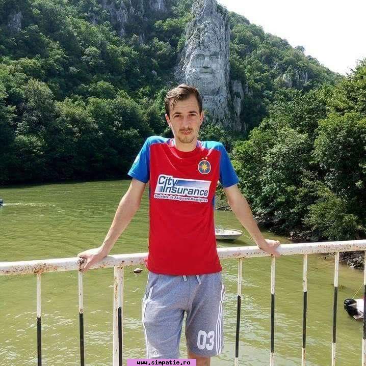 barbati singuri horezu