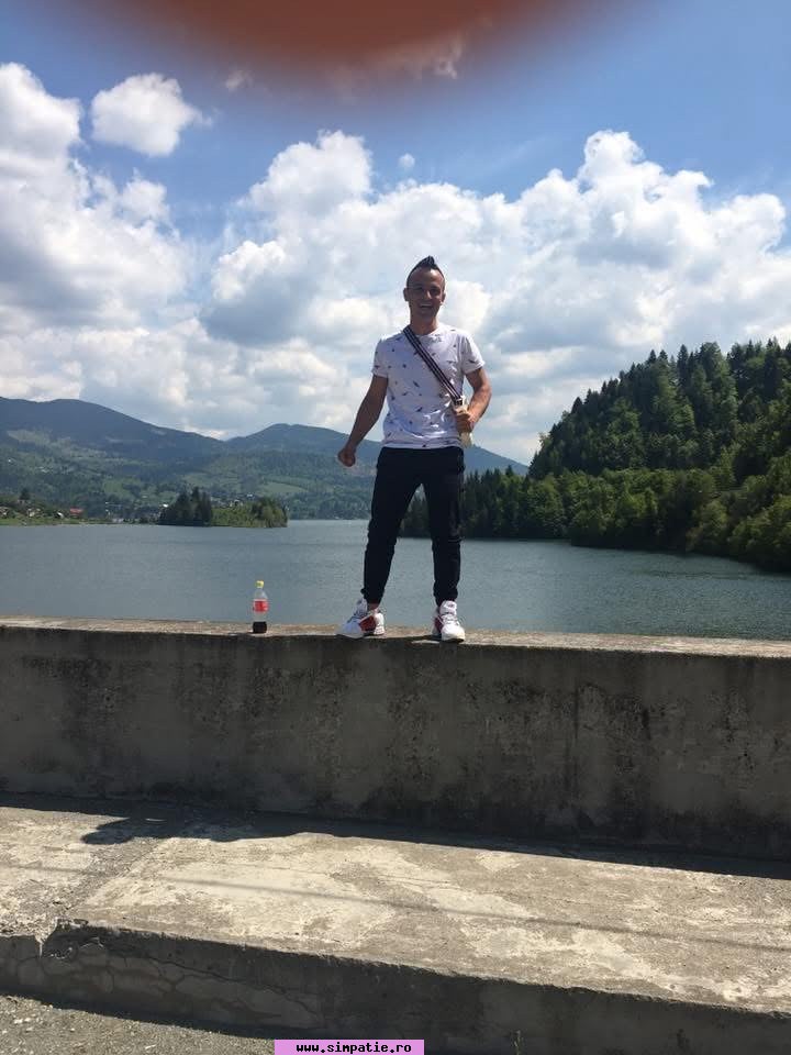 barbati singuri turda