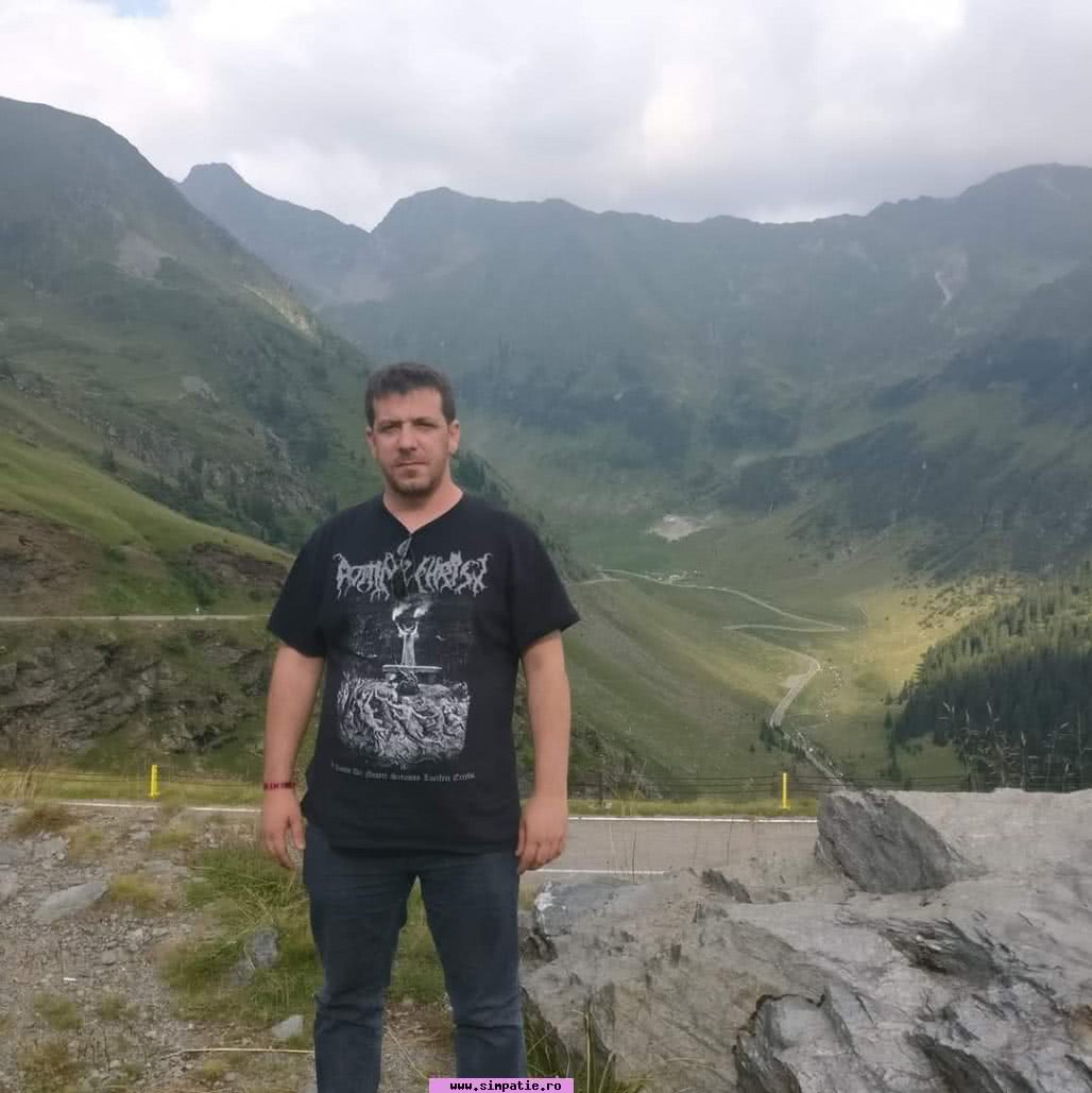 barbati singuri huedin