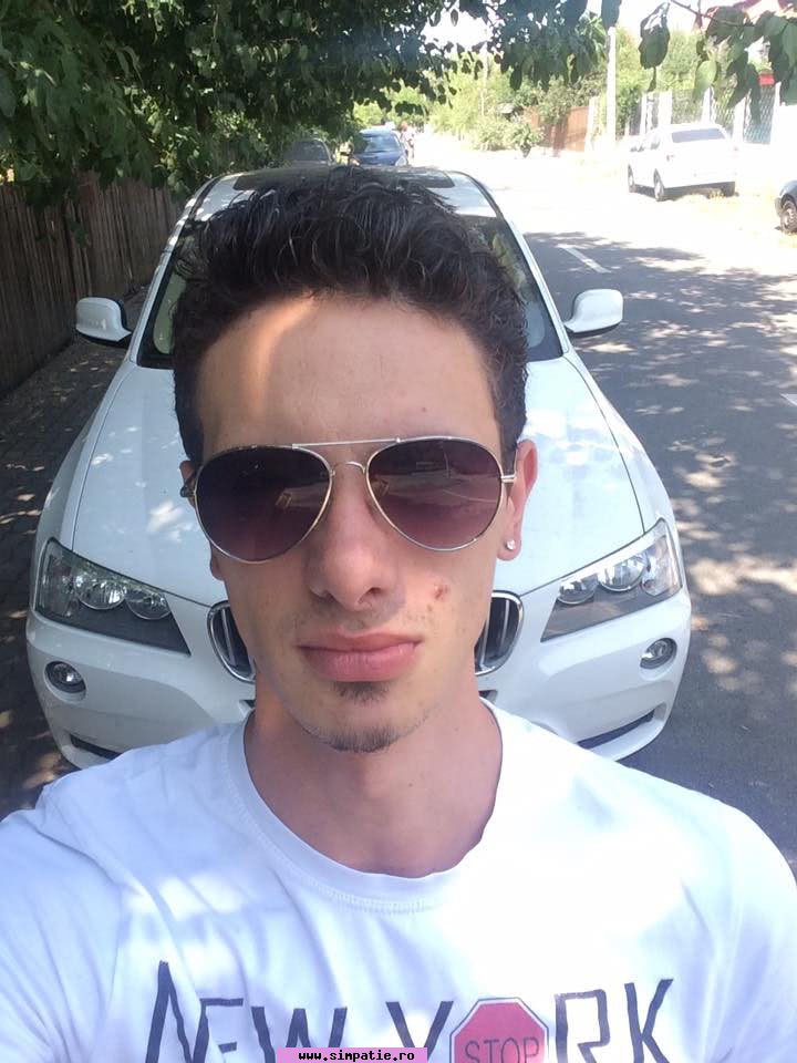 barbati singuri sector 6