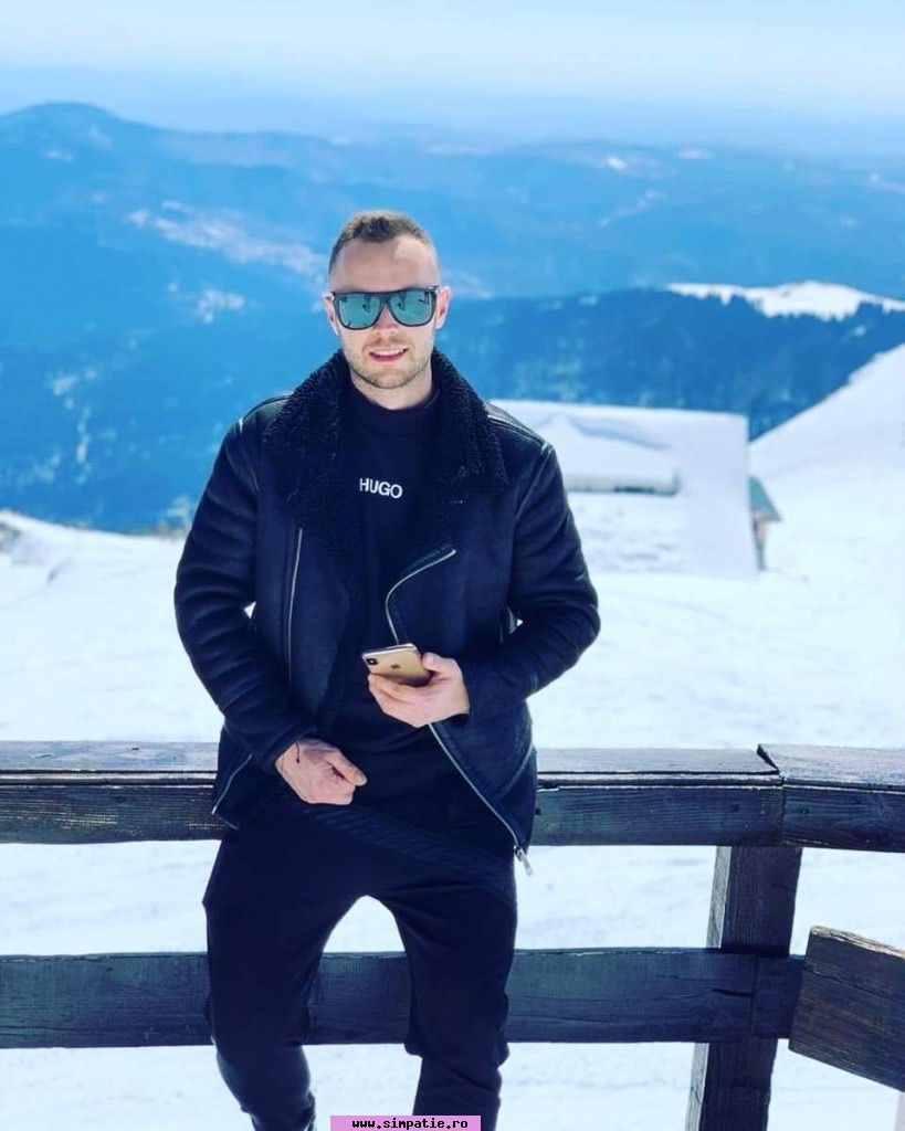 barbati singuri sector 3