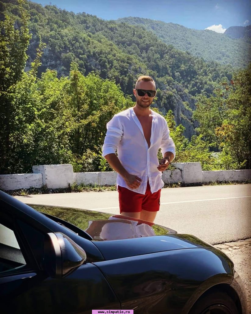 matrimoniale barbati sector 4