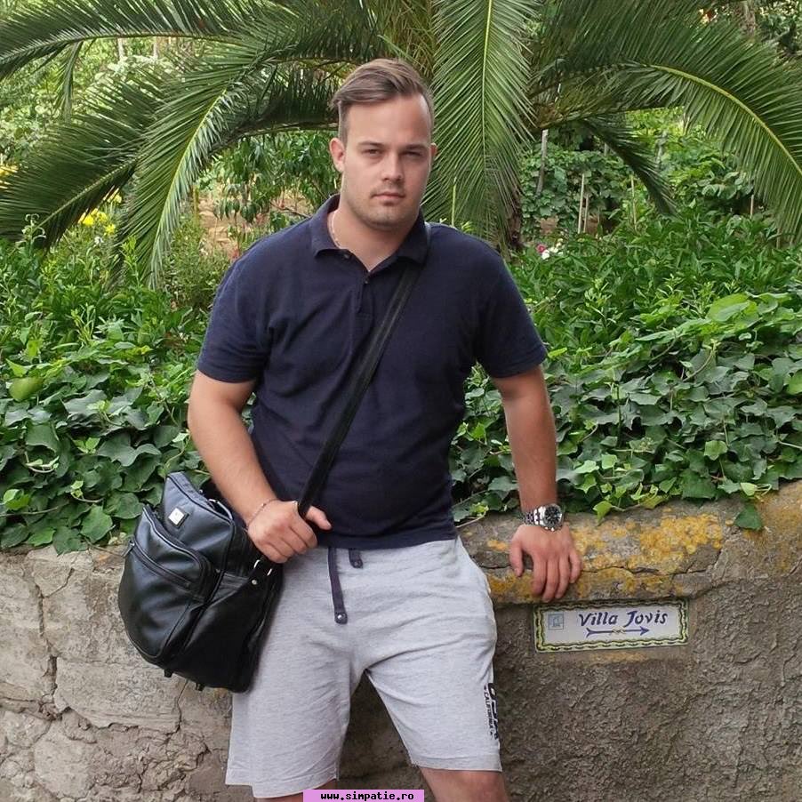 barbati singuri huedin