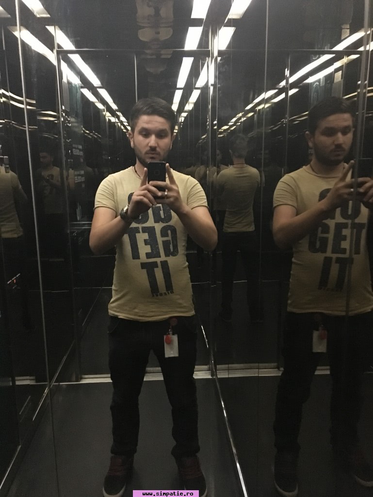 barbati singuri sector 4