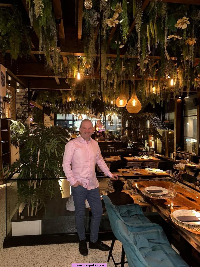 barbati singuri sector 1