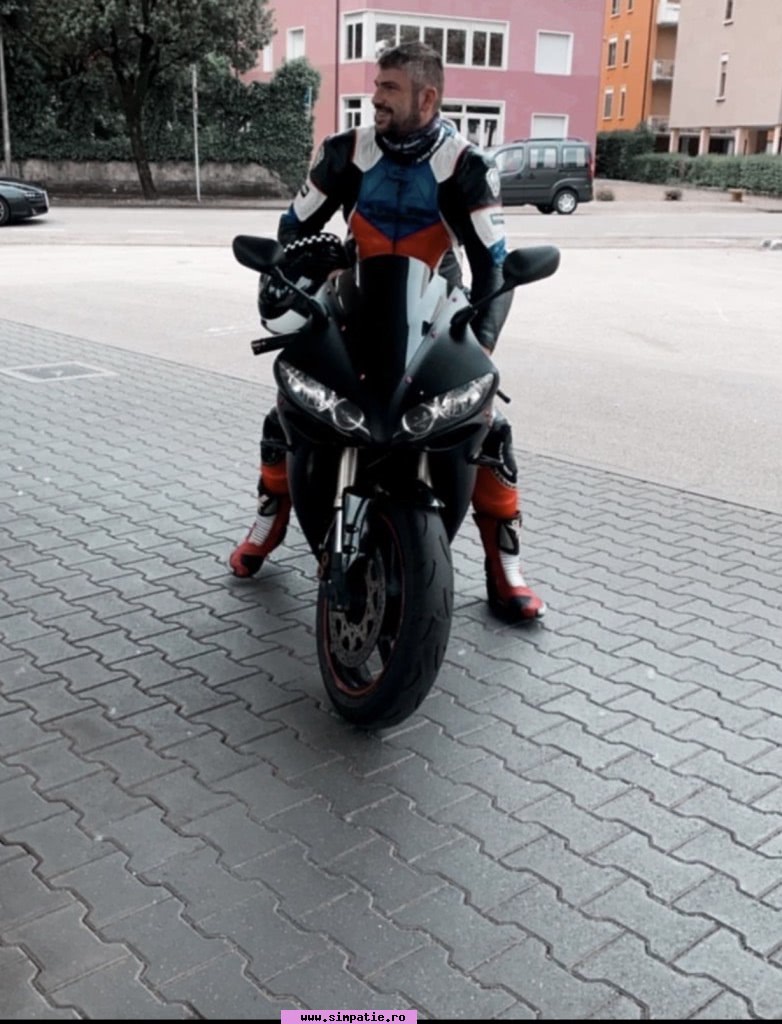 barbati singuri targu neamt