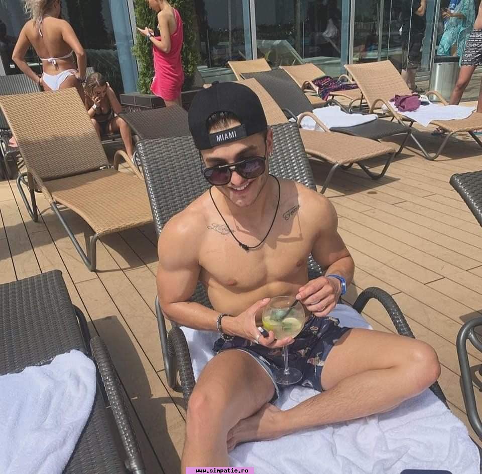 barbati singuri sector 2