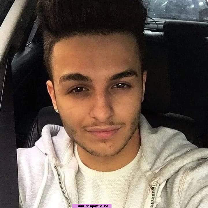 barbati singuri sector 4