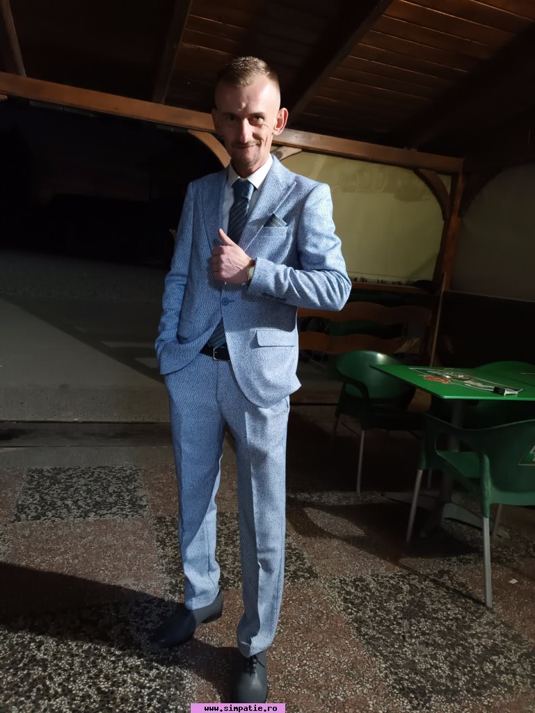 barbati singuri chisineu cris